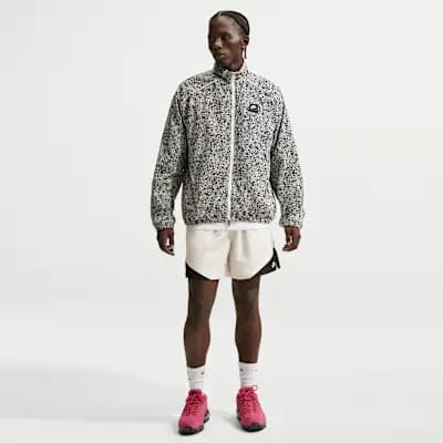 Nike Windrunner Men's Lightweight Woven Shorts Sail/Black/White [Sail/Black/White, Embroidered logo, Hand pockets]