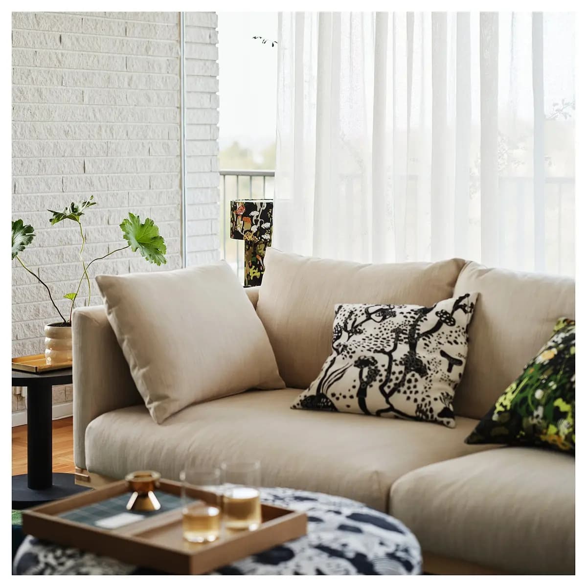 IKEA STOCKHOLM 2025 Sofa, Sundhamn beige [Width 91 3/4 ", Depth 40 1/2 ", Seat height 16 1/2 "]