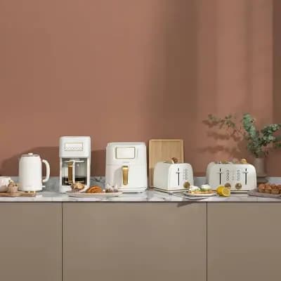 Haden 1.7L Electric Kettle - Hearth & Handâ„¢ with Magnolia [1.7 Liter, Stainless Steel, 1500 Watts]