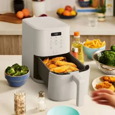 bella Housewares bella 4qt Slim Air Fryer Oatmilk: Small Beige Electric Fryer, 1300W, 2-Year Warranty, Plastic & Aluminum, 7.27 lbs [4 Quart, 1300 Watts, 7.28 Pounds]