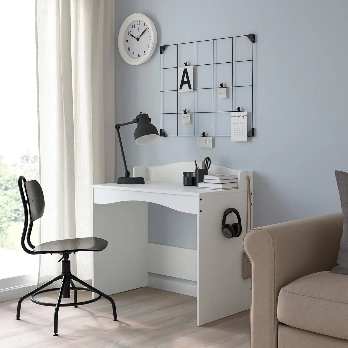 IKEA SMÅGÖRA Desk, white [Width 36 5/8 ", Depth 20 1/8 ", Height 34 5/8 "]