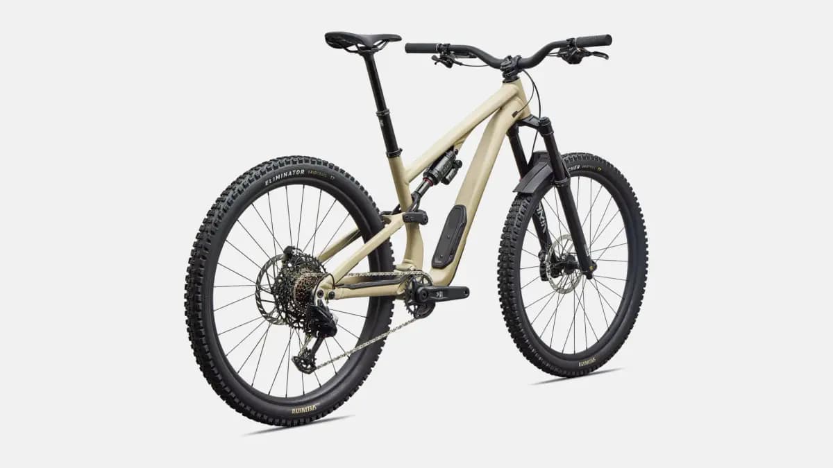 Specialized Stumpjumper 15 EVO Elite Alloy [M5 alloy chassis and rear-end, Trail Geometry, SWATÃ¢â€žÂ¢ Door integration, head tube angle adjustment, threaded BB, internal cable rou