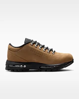 Nike Air Max Goadome Low SP Men's Boots Taupe/Black/University Red [Taupe/Black/University Red, Leather upper keeps it durable and breathable., IU5915-200]