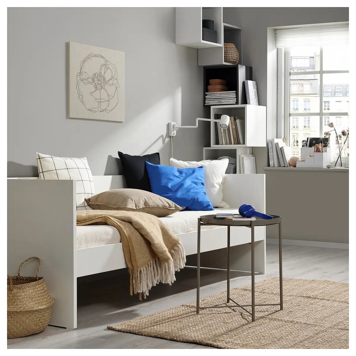 IKEA VIHALS Daybed frame, white [Width 40 1/2 ", Height 29 1/2 ", Length 77 1/8 "]