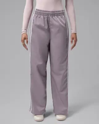 Jordan Brooklyn Women's Track Pants Purple Smoke [Body: 100% polyester. Pockets: 100% polyester., Hand wash, XS (0–2)-XXL (20–22)]