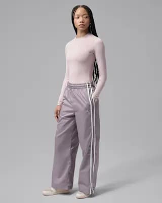 Jordan Brooklyn Women's Track Pants Purple Smoke [Body: 100% polyester. Pockets: 100% polyester., Hand wash, XS (0–2)-XXL (20–22)]