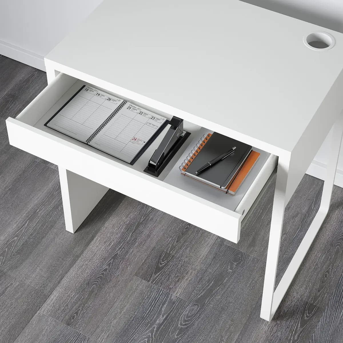 IKEA MICKE Desk, white 28 3/4x19 5/8 " [Max. load 110 lb, Maximum load/drawer 7 lb, Width 28 3/4 "]