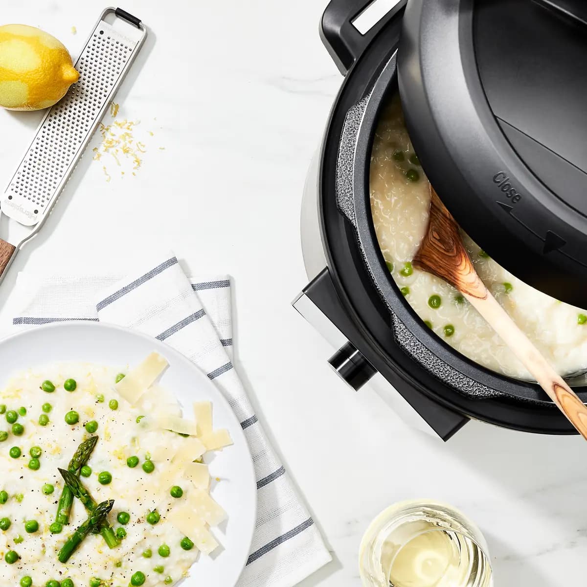 Chef iQ iQ Cooker [13 x 13 x 13 in., 6 Qt, 1000W]