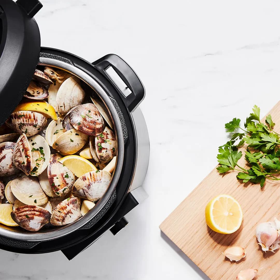 Chef iQ iQ Cooker [13 x 13 x 13 in., 6 Qt, 1000W]