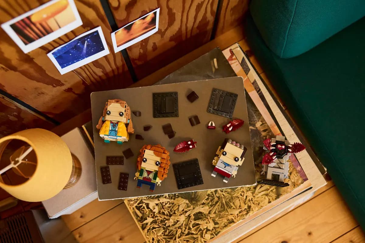 LEGO Eleven, Max, Demogorgon and Holly Figures 40879 [584 pieces, ages 10+, BrickHeadz]