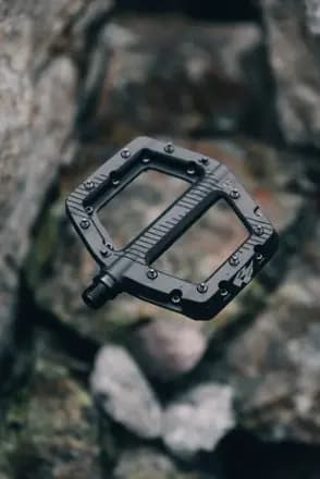 Race Face Chester Pedals Black [Mountain Biking, Flat, Composite]