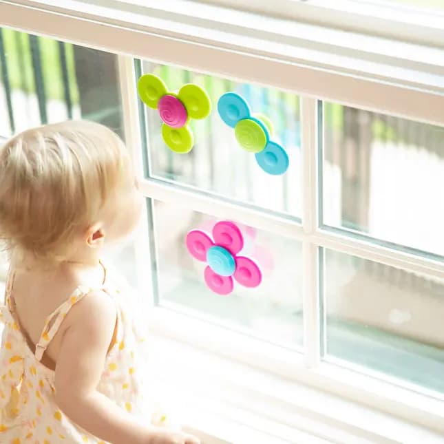Fat Brain Toy Co. Whirly Squigz [10 months, China, FA210]
