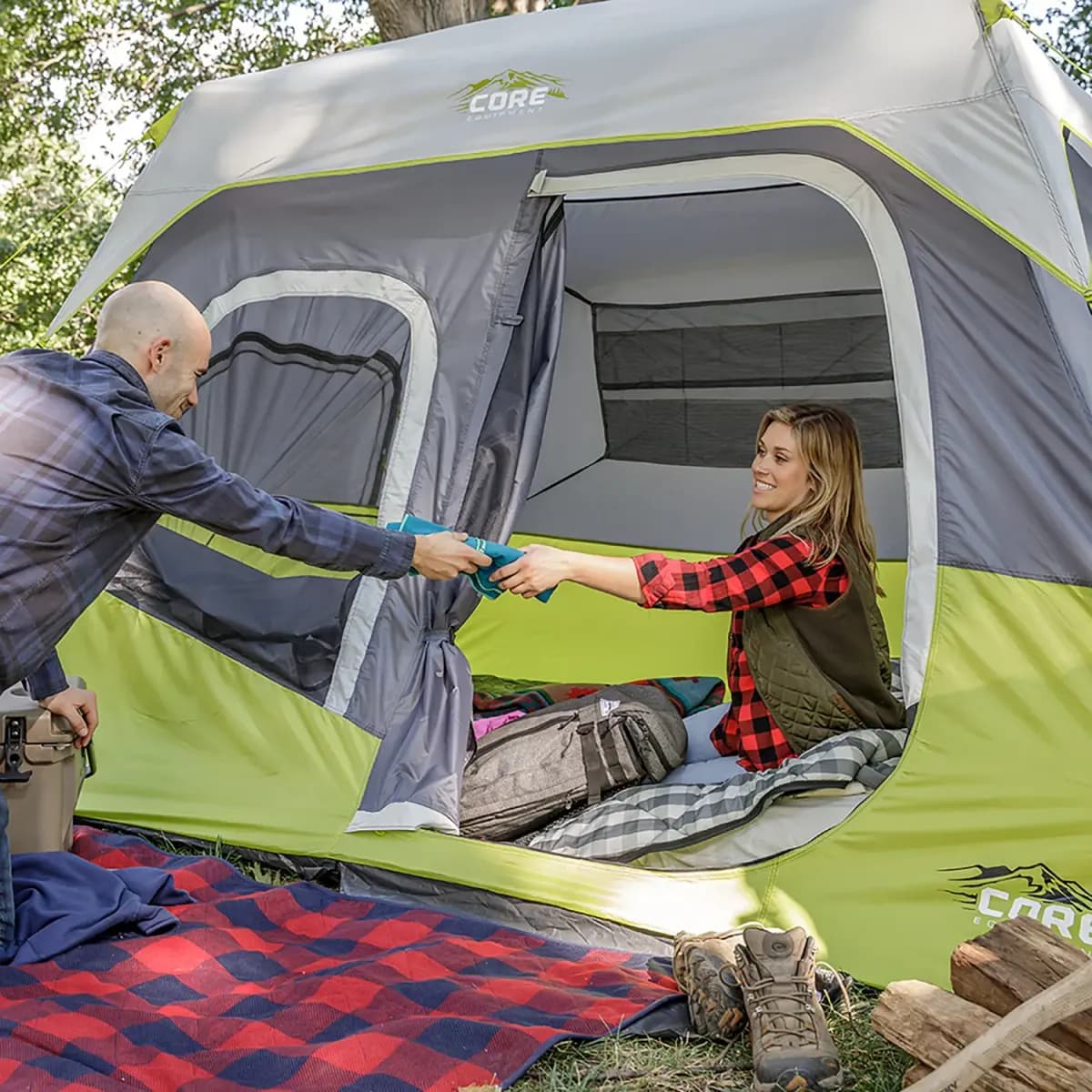 CORE Equipment CORE Equipment Instant 6 Person Cabin Tent [No, No, 99]