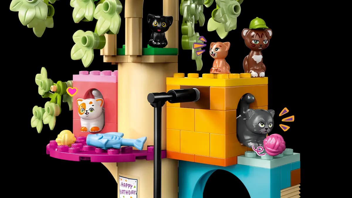 LEGO Cat Birthday Party & Tree House 42666 [321 pieces, ages 6+, Friends]