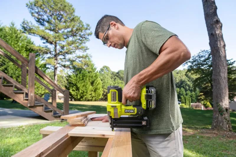 RYOBI 18V ONE+ AirStrike 18GA Brad Nailer [Type of Nails 18GA Brad Nails, Nail Range 5/8" to 2", Fastener Collation Glue Strip]
