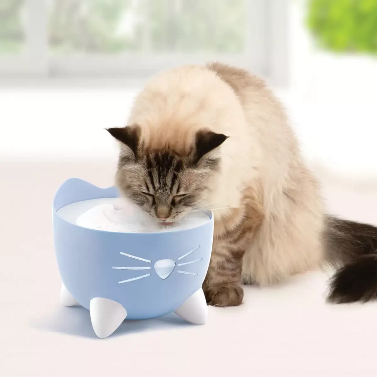 Catit® PIXI Cat Drinking Fountain [Includes (1) 2.5 L fountain, Super-silent & fully, Intended Pet(s) Cat, Color Blue, Product Dimensions 8 in x 8 in x 6.7 in]
