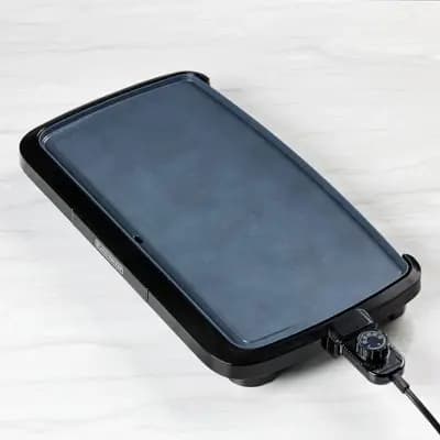 BLACK+DECKER 20" Family-Sized Electric Griddle Black: Nonstick, Tabletop, Temperature Control, 1500W [1500 Watts, Ceramic, Painted]