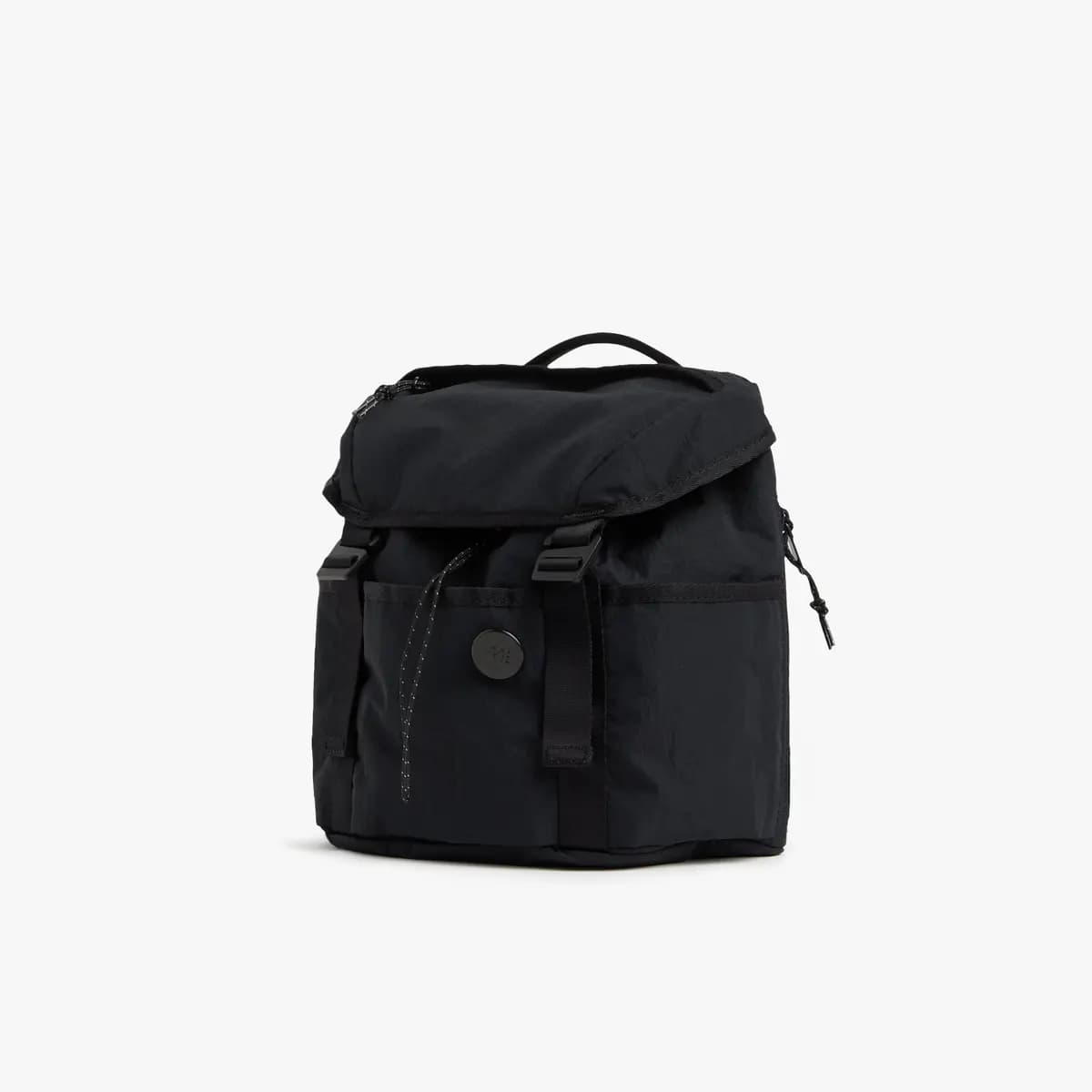 Monos Field Small Backpack Dune [Zippered side entry padded tablet sleeve, Three exterior bellowed pockets for easy access, 0.75 lb / 0.34 kg]