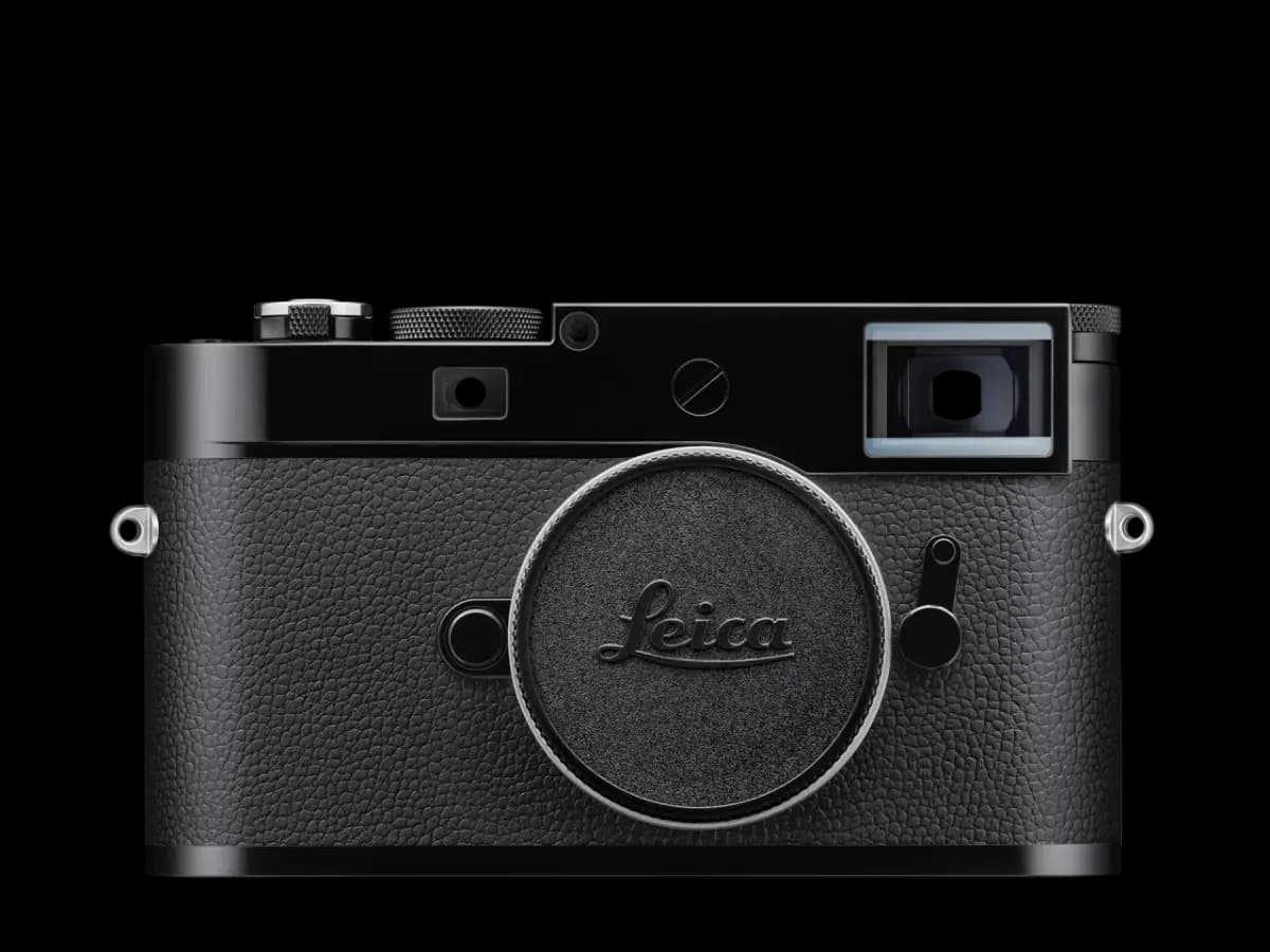 Leica M11 in Glossy Black Finish [Compact, digital rangefinder system camera, BSI CMOS full-frame sensor with Triple Resolution Technology, Top and base plates made of brass with g