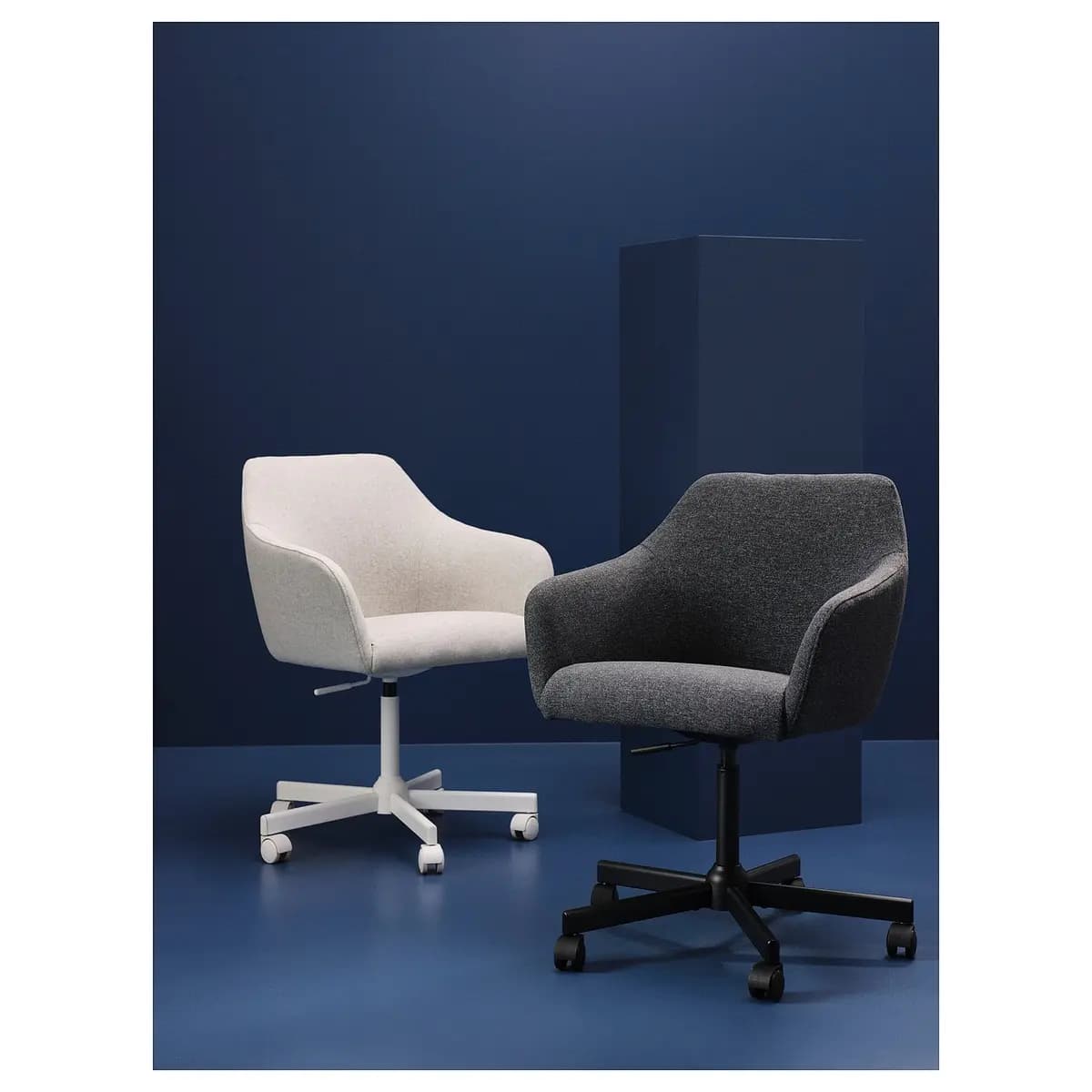 IKEA TOSSBERG / MALSKÄR Swivel chair, Gunnared beige/white [Tested for 243 lb, Width 26 3/8 ", Depth 26 3/8 "]