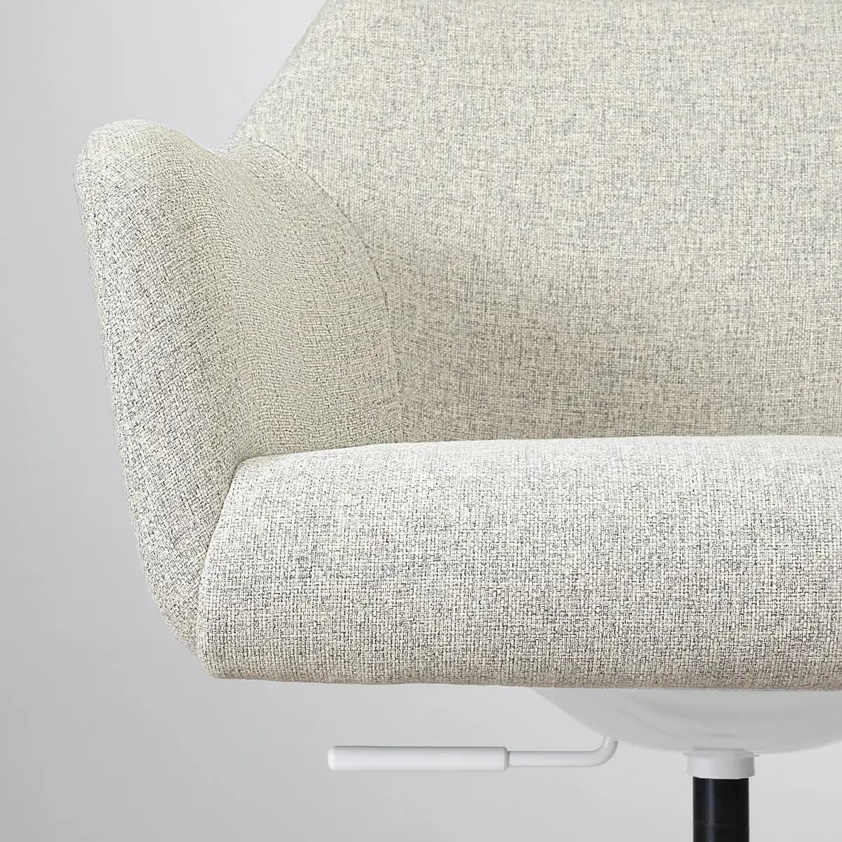 IKEA TOSSBERG / MALSKÄR Swivel chair, Gunnared beige/white [Tested for 243 lb, Width 26 3/8 ", Depth 26 3/8 "]