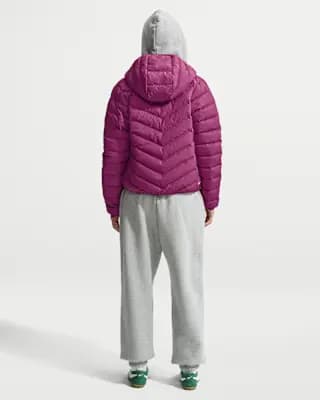 Nike Sportswear Windpuffer Women's Therma-FIT Hooded Down Jacket True Berry/True Berry/Sail [Body/Lining: 100% polyester, Machine wash, XS (0–2)-XXL (20–22)]