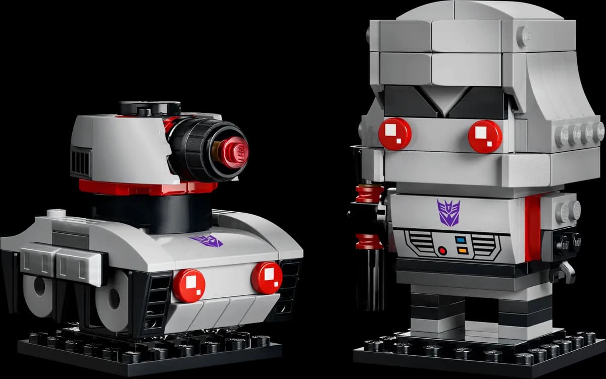LEGO Megatron Robot & Vehicle 40924 [224 pieces, ages 10+, BrickHeadz]