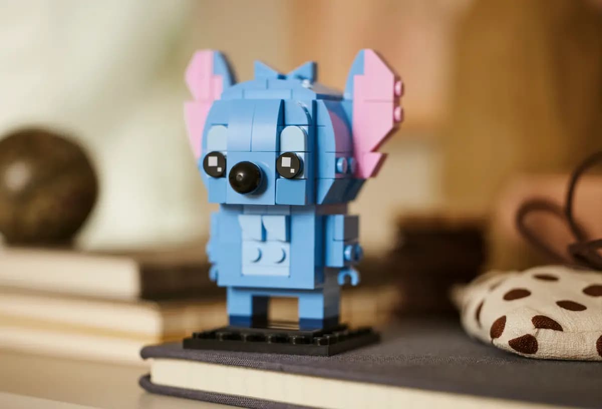 LEGO Stitch 40674 [152 pieces, ages 10+, BrickHeadz]