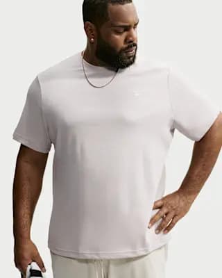 Nike Primary Men's Dri-FIT Short-Sleeve Versatile Top Light Orewood Brown/Light Orewood Brown [60-62% cotton/38-40% polyester, Machine wash, XS-4XL Tall]