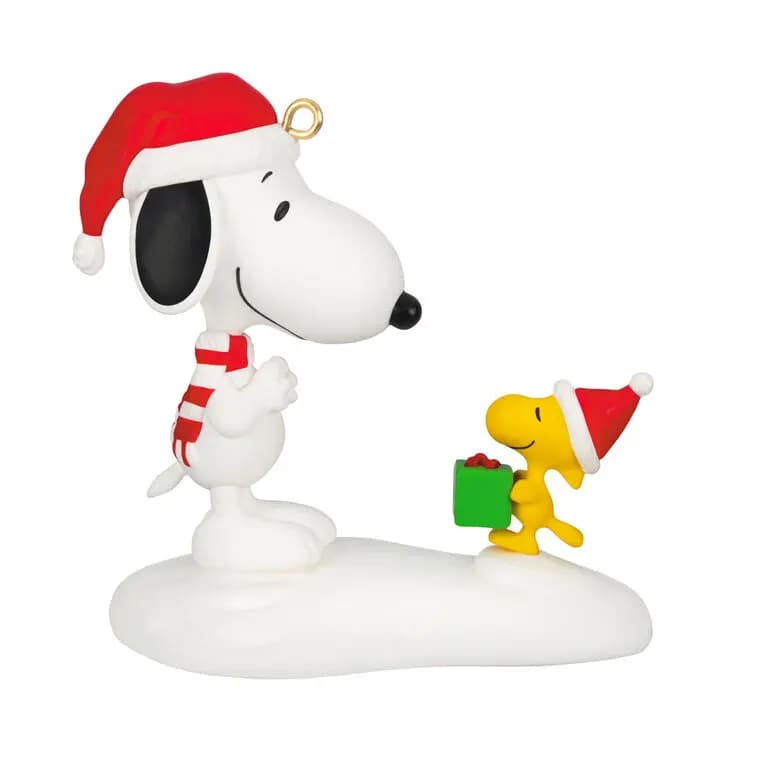 Mini Peanuts Winter Fun With Snoopy Ornament, 1.25" [MINIATURE 0.75 x 1.25 x 0.75, Plastic ornament with hanger attachm, One 2026 miniature Hallmark Keepsake, 29th in the Winter Fu