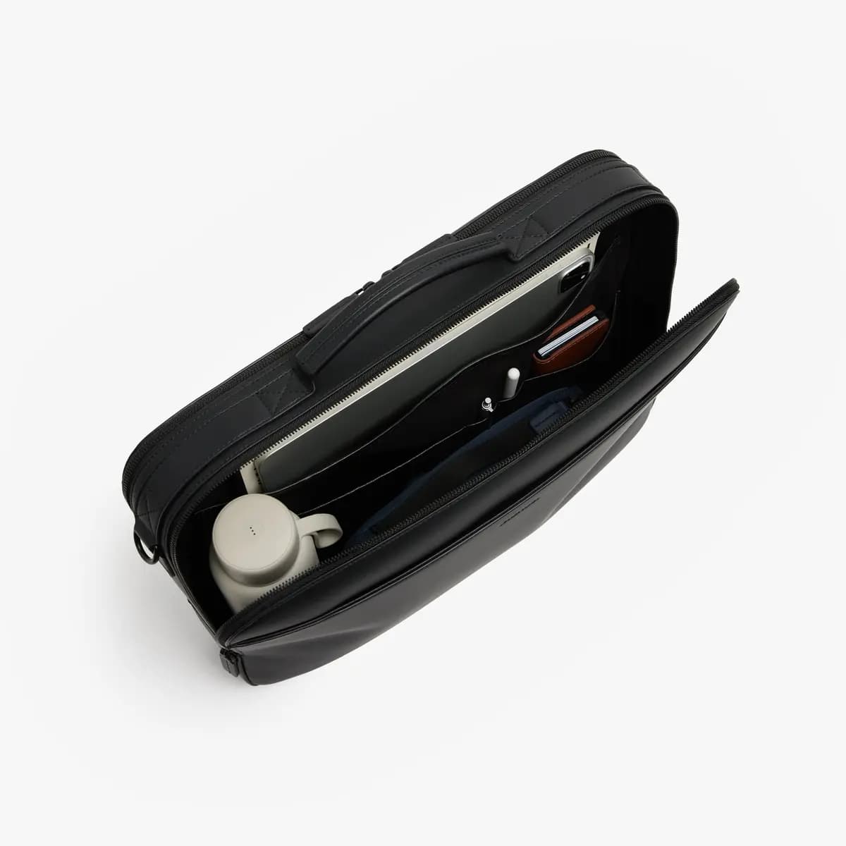 Monos Metro Briefcase Carbon Black (Vegan Leather) [2.85 lb / 1.29 kg, 8.5 L, Height]