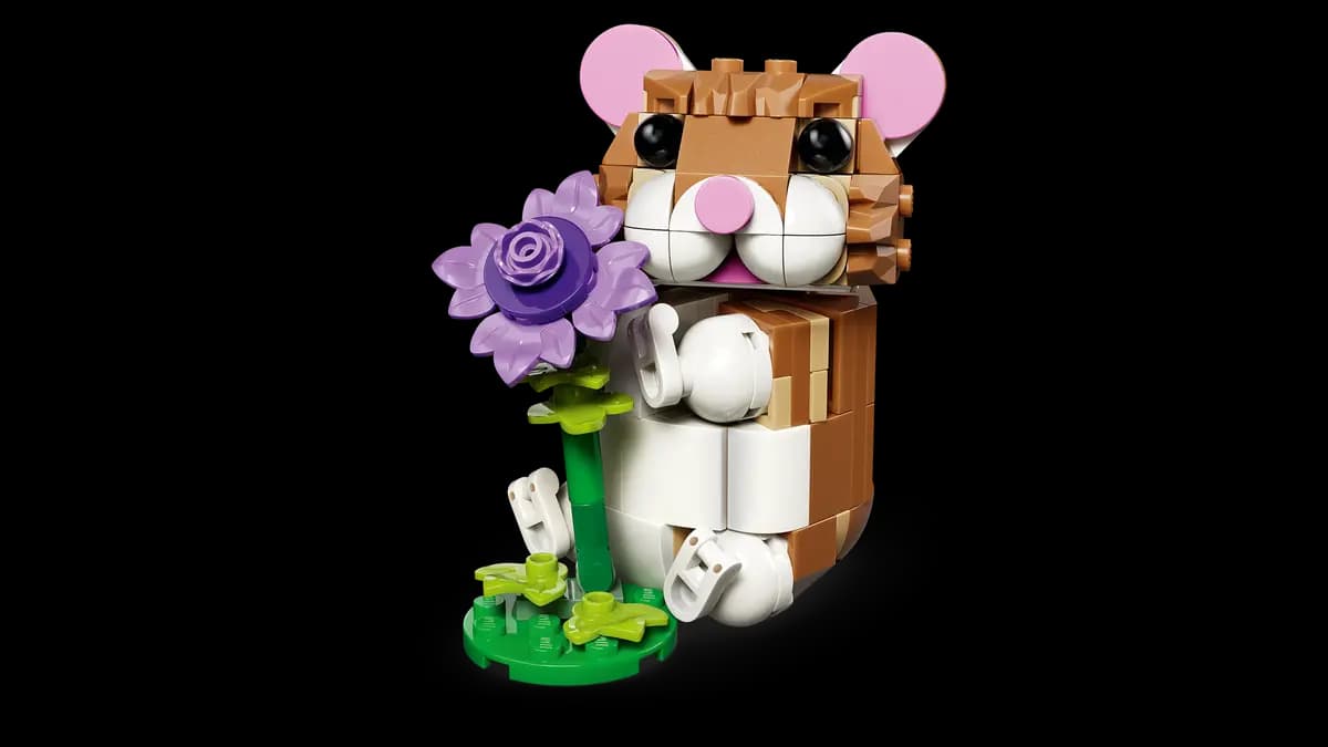 LEGO Cute Hamster with a Flower 31376 [166 pieces, ages 7+, Creator 3-in-1]
