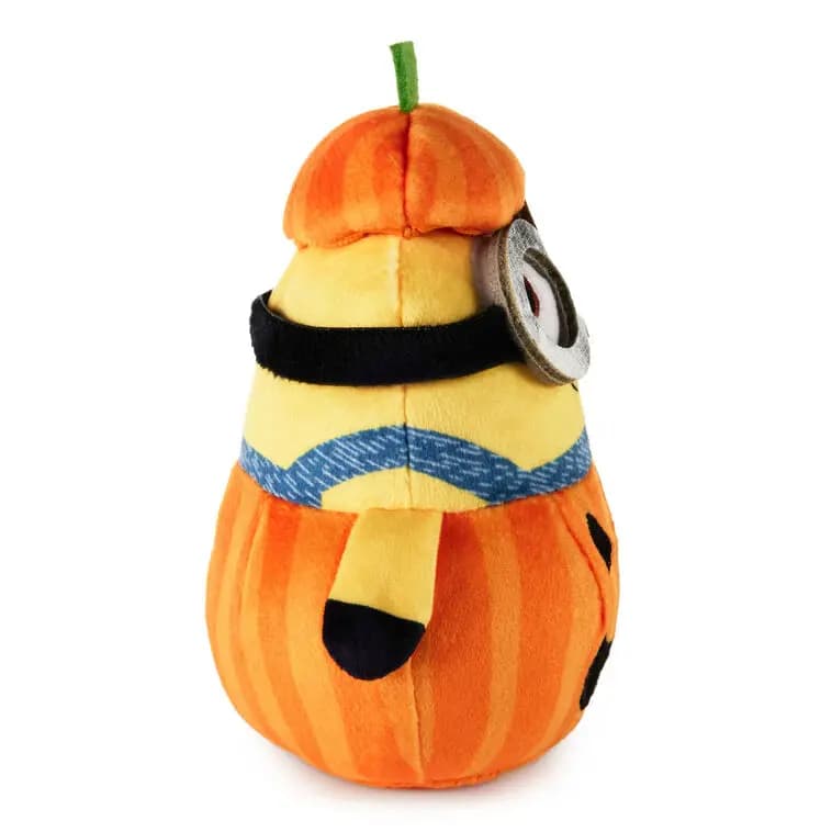 itty bittys Minions Bob in Jack-o'-Lantern Plush With Sound [3'' W x 4'' H x 3'' D, Plush fabric and plastic., Bob the Minion says 1 of 5 Halloween, Nonreplaceable batteries includ