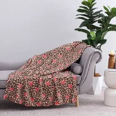 Kelly Leopard with Bows Throw Blanket Pink [100% Recycled Polyester, Lightweight Fabric, M2AMMDX36]