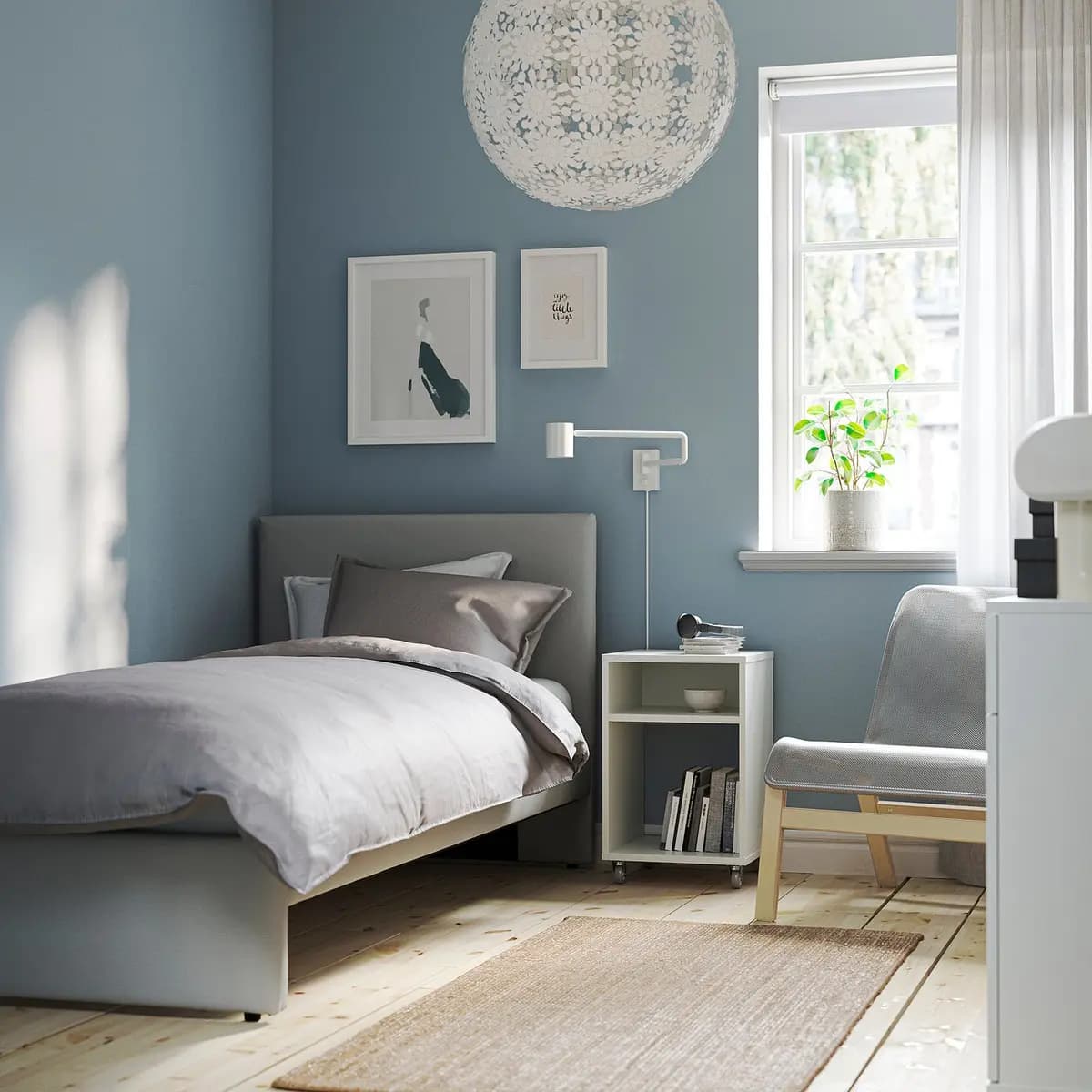 IKEA GLADSTAD Upholstered bed frame, Kabusa light gray [Width 41 ", Length 79 1/2 ", Footboard height 13 "]