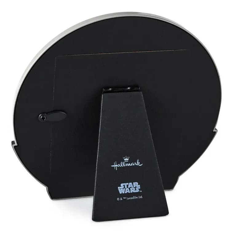 Star Wars™ Millennium Falcon™ Round Picture Frame, 4x4 [Dimensions 6.4'' W x 6.2'' H x 0.5'' D, Material Metal and glass., Count 1, Item number 1SHP2198]