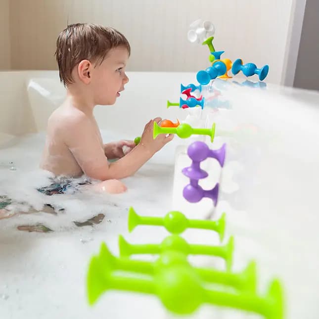 Fat Brain Toys Squigz Silicone Suction-Construction Building Toy for Kids Ages 3 and Up [Starter Set = 24 Pieces, Deluxe Set = 50 Pieces, A lively toy innovation - new Suction Cons