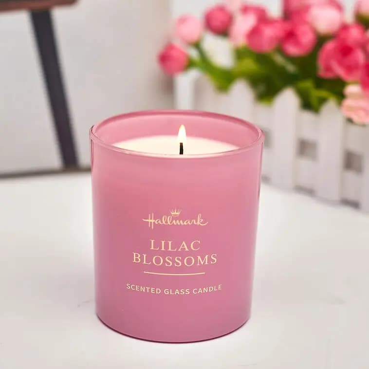Lilac Blossoms Scented Pink Glass Candle, 8 oz. [3.34" W x 3.54" H x 3.34" D, Glass, wax., 1, 8 oz.]