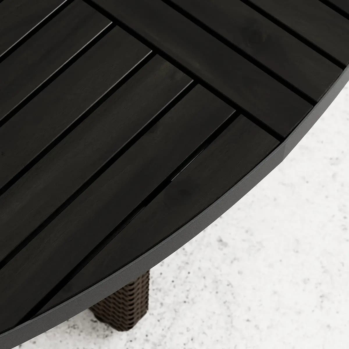 IKEA VITTSKÄR Table, plastic rattan outdoor/dark gray 73 5/8 " [Diameter 73 5/8 ", Height 29 1/8 ", Steel, Powder coating]