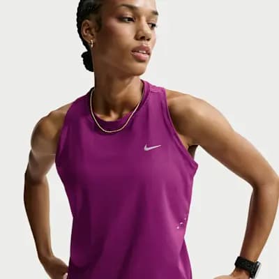 Nike Swift Women's Dri-FIT Running Tank Top True Berry [True Berry, Reflective details, Curved hem]