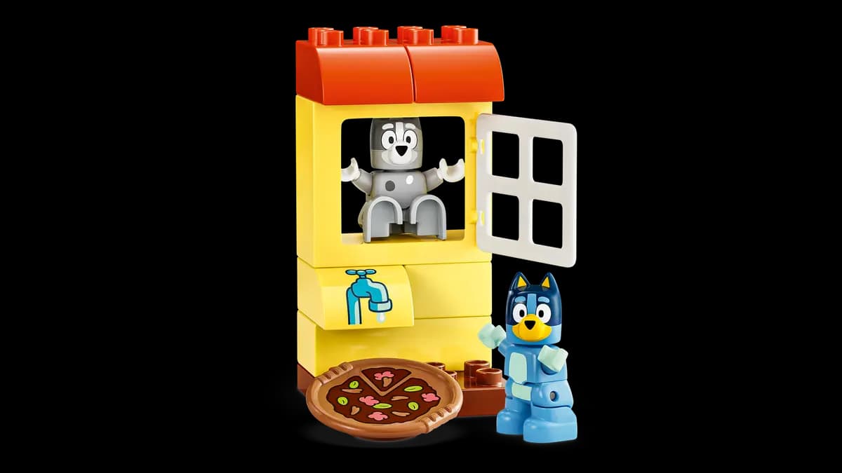 LEGO Pizza Girls with Muffin and Bluey 10469 [44 pieces, ages 2+, DUPLO®]