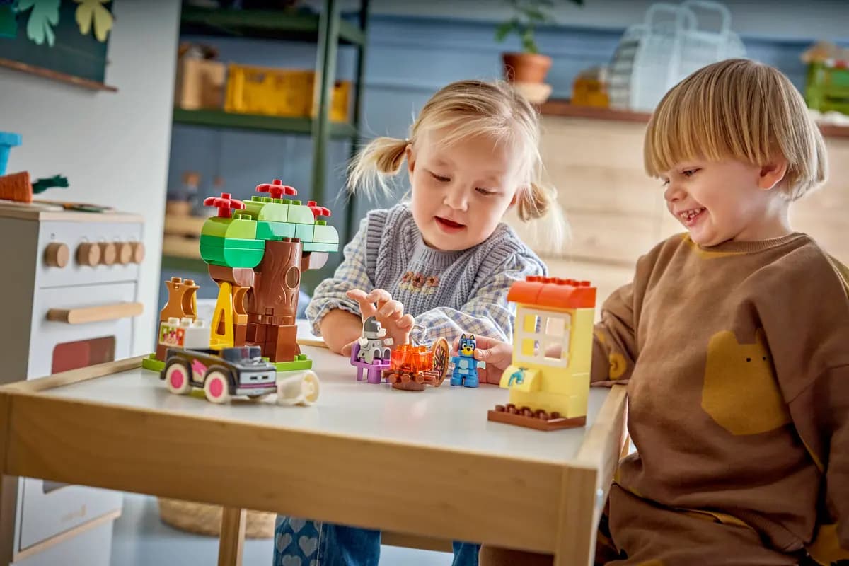 LEGO Pizza Girls with Muffin and Bluey 10469 [44 pieces, ages 2+, DUPLO®]