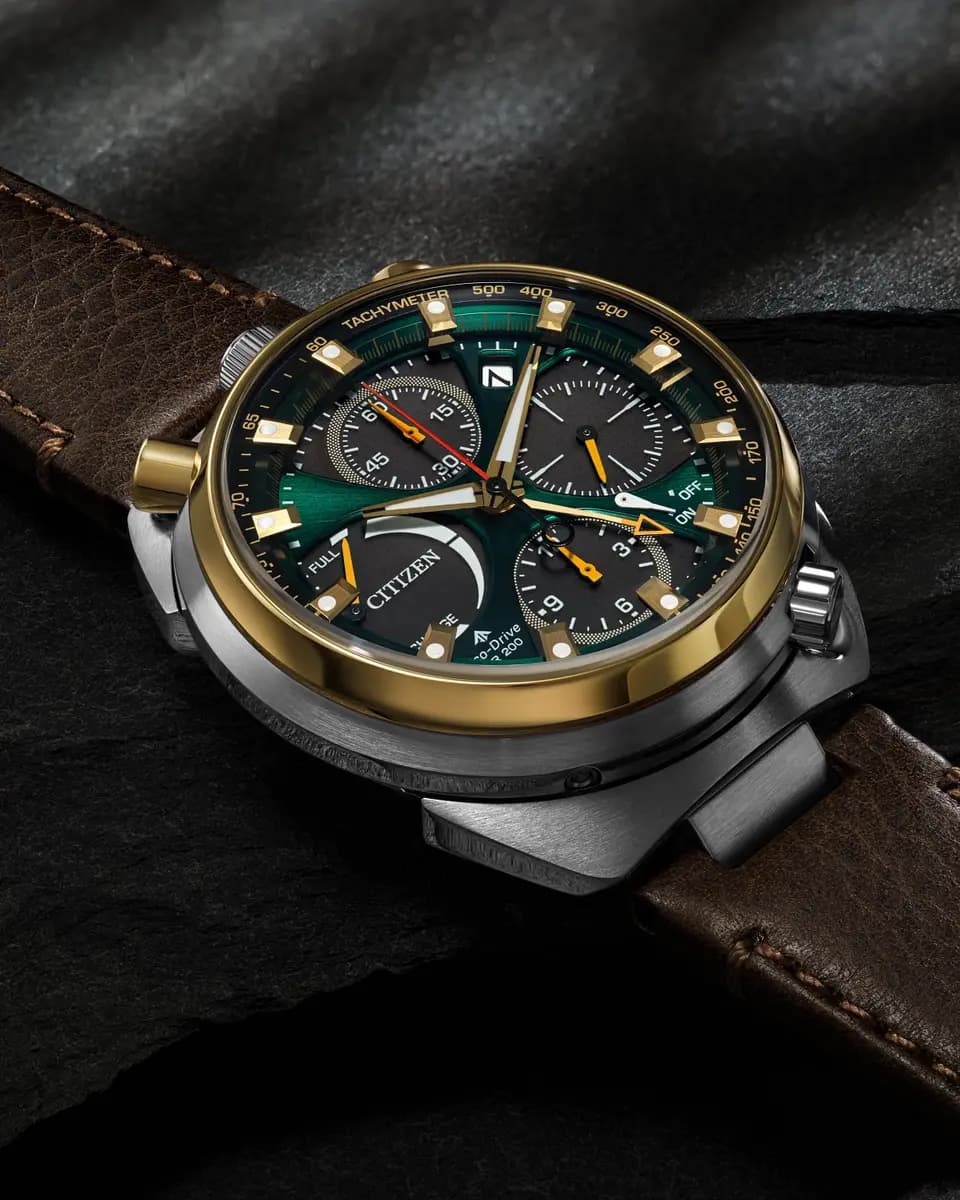 Citizen Promaster Tsuno Chrono Racer AV0104-06W [44.5mm, E210 Eco-Drive, WR200/20Bar/666ft]