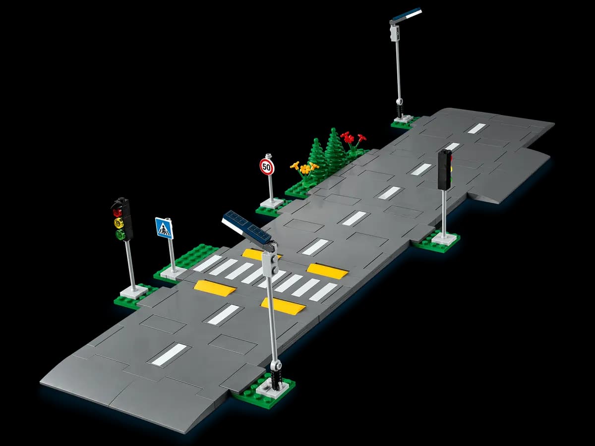 LEGO Road Plates 60304 [112 pieces, ages 5+, City]