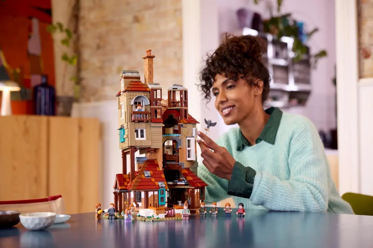 LEGO The Burrow – Collectors' Edition 76437 [2405 pieces, ages 18+, Harry Potter™]