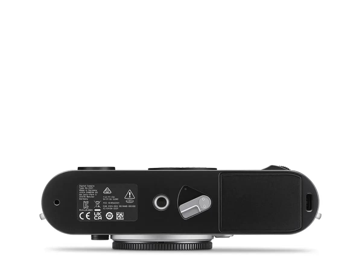 Leica M11-D in Black [Compact digital view and rangefinder system camera without Display, Full-frame BSI CMOS sensor with Triple Resolution Technology (60 / 36 / 18 MP), 256 GB int