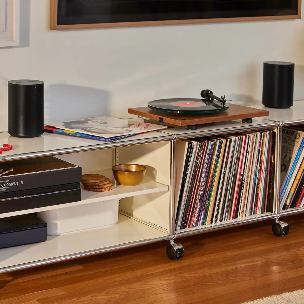 Sonos Era 100 SL - Black [7.19 in (182.5 mm), 4.72 in (120 mm), 5.14 in (130.5 mm)]