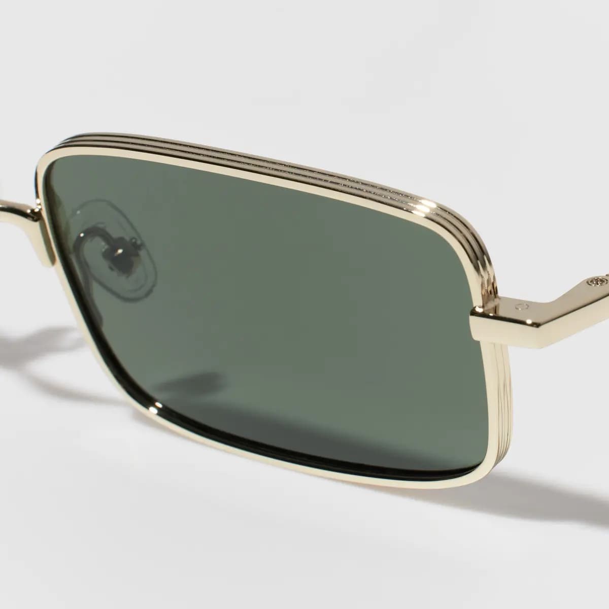 Uniqlo Metal Rectangle Sunglasses Dark Green [Imported, UV400 lenses block approximately 99% of UV rays., Patterned metal frames with an elegant finish.]