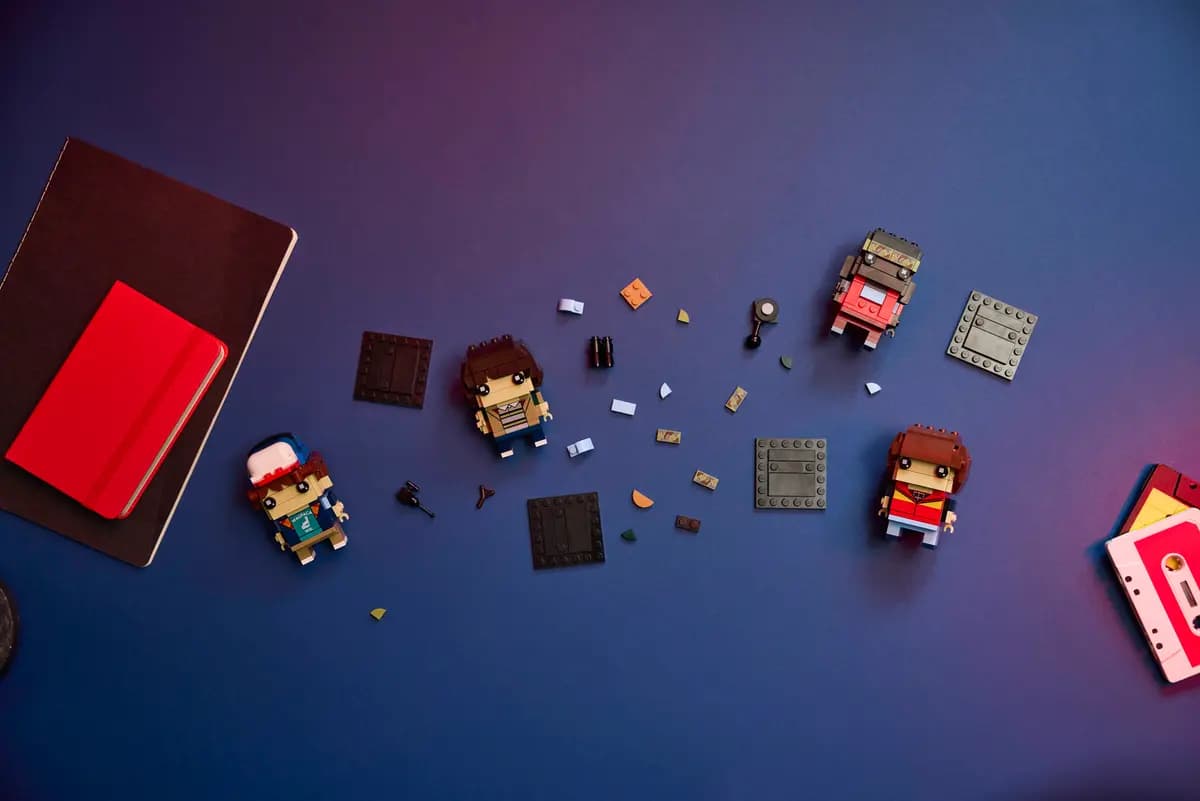 LEGO Mike, Dustin, Lucas and Will Figures 40801 [542 pieces, ages 10+, Stranger Things]