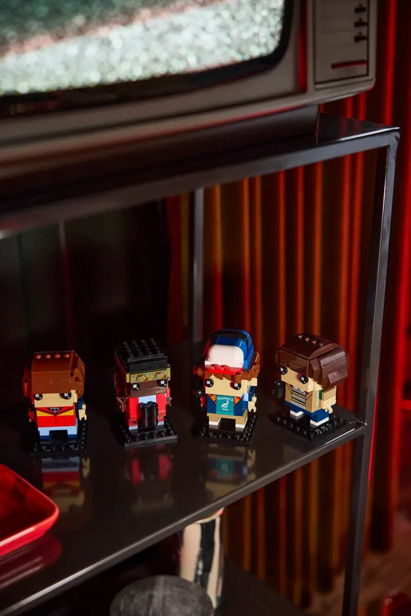 LEGO Mike, Dustin, Lucas and Will Figures 40801 [542 pieces, ages 10+, Stranger Things]